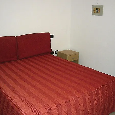 Apartmán In With Pool Cogoleto